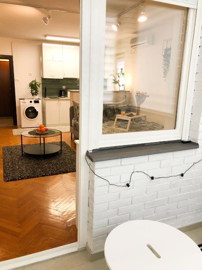 Promo - Flora Apartment Novi Sad Ngoại thất bức ảnh